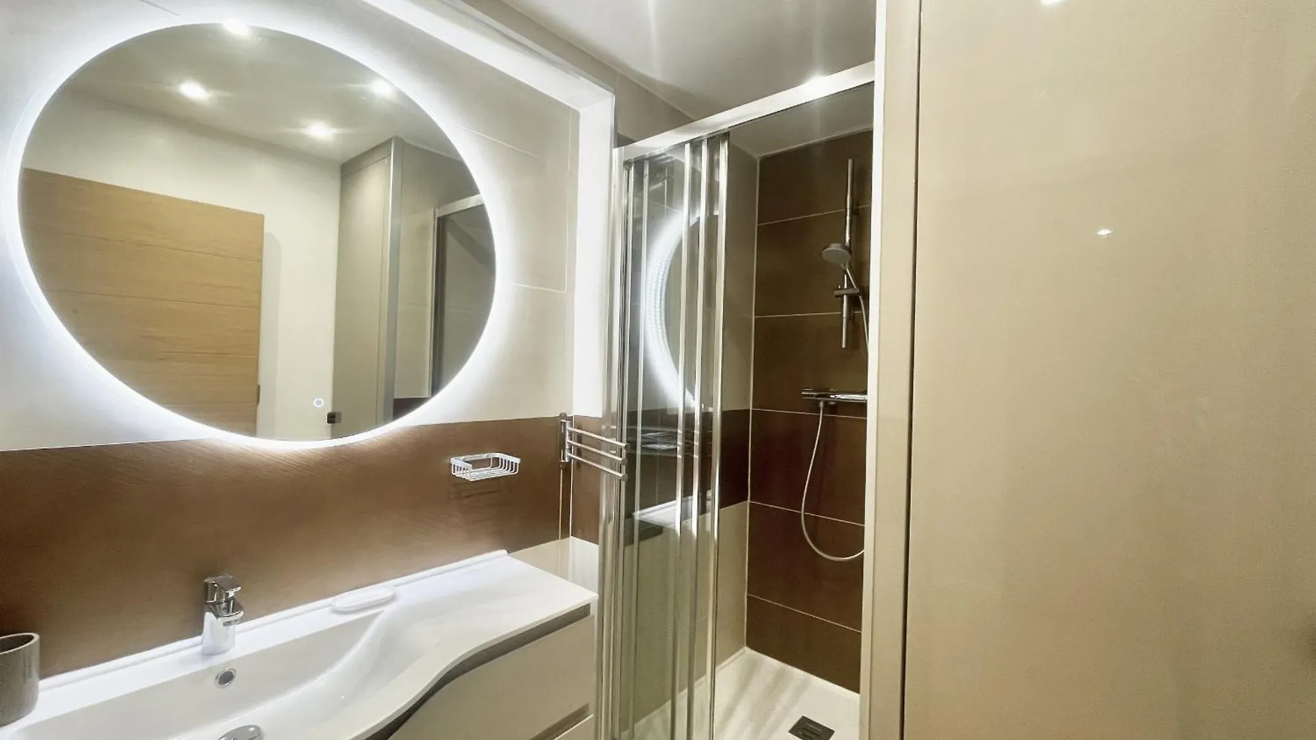 Rosalia Luxury 3 Bedrooms Near Beaches By Welcome To Cannes